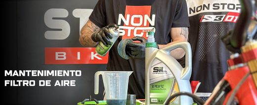 Air Filter Maintenance by Jorge Casales and Sil Lubricants