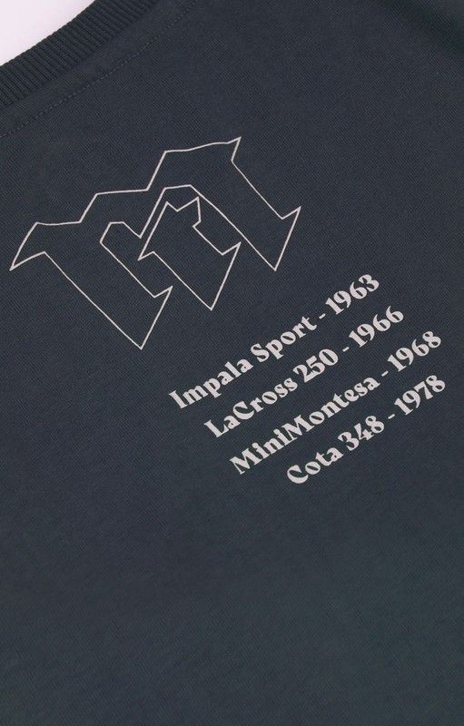 T-shirt blu tutta la gamma