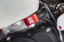 Anschluss "BANJO" Benzintank