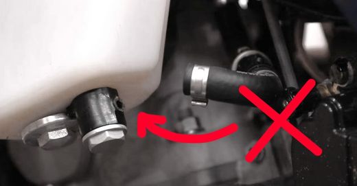 Anschluss "BANJO" Benzintank