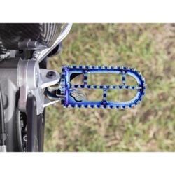 Fußrasten aus Titan für KTM 690, Husqvarna 701, Yamaha Ténéré 700, GasGas 700, Sherco SEF 450/500 und Kove Rally/800X