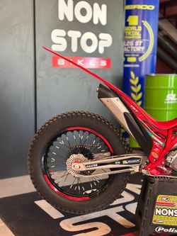 GASGAS TXT GP 300 2025