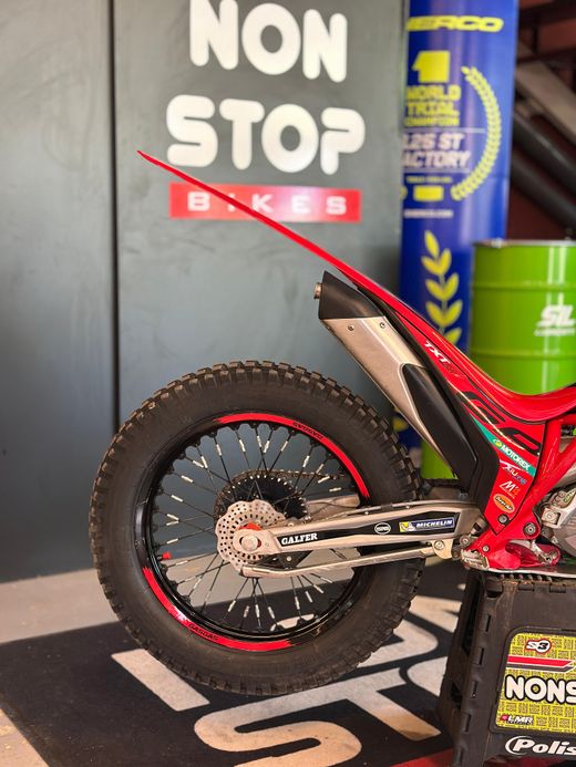 GASGAS TXT GP 300 2025