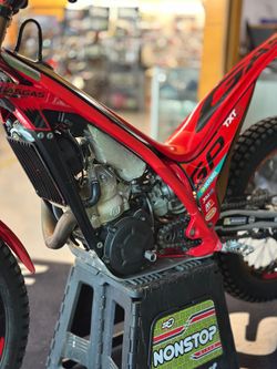 GASGAS TXT GP 300 2025