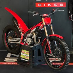 GASGAS TXT GP 300 2025