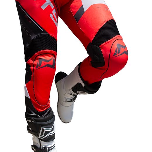 Pantalon Mots Step8 Trial Rouge MT3119R