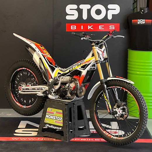 TRS ONE RR 300 2022 (Adhesivos 2025)