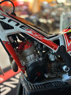 TRS ONE RR 300 2023