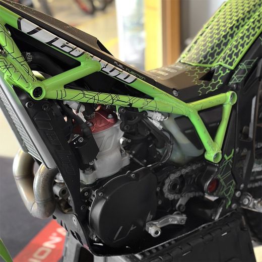 Vertigo Nitro 300 2023