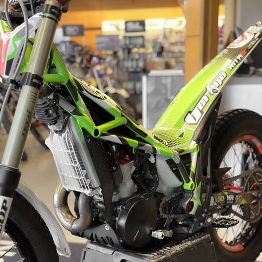 Vertigo Nitro Works 300 2022