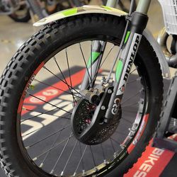 Vertigo Nitro Works 300 2022